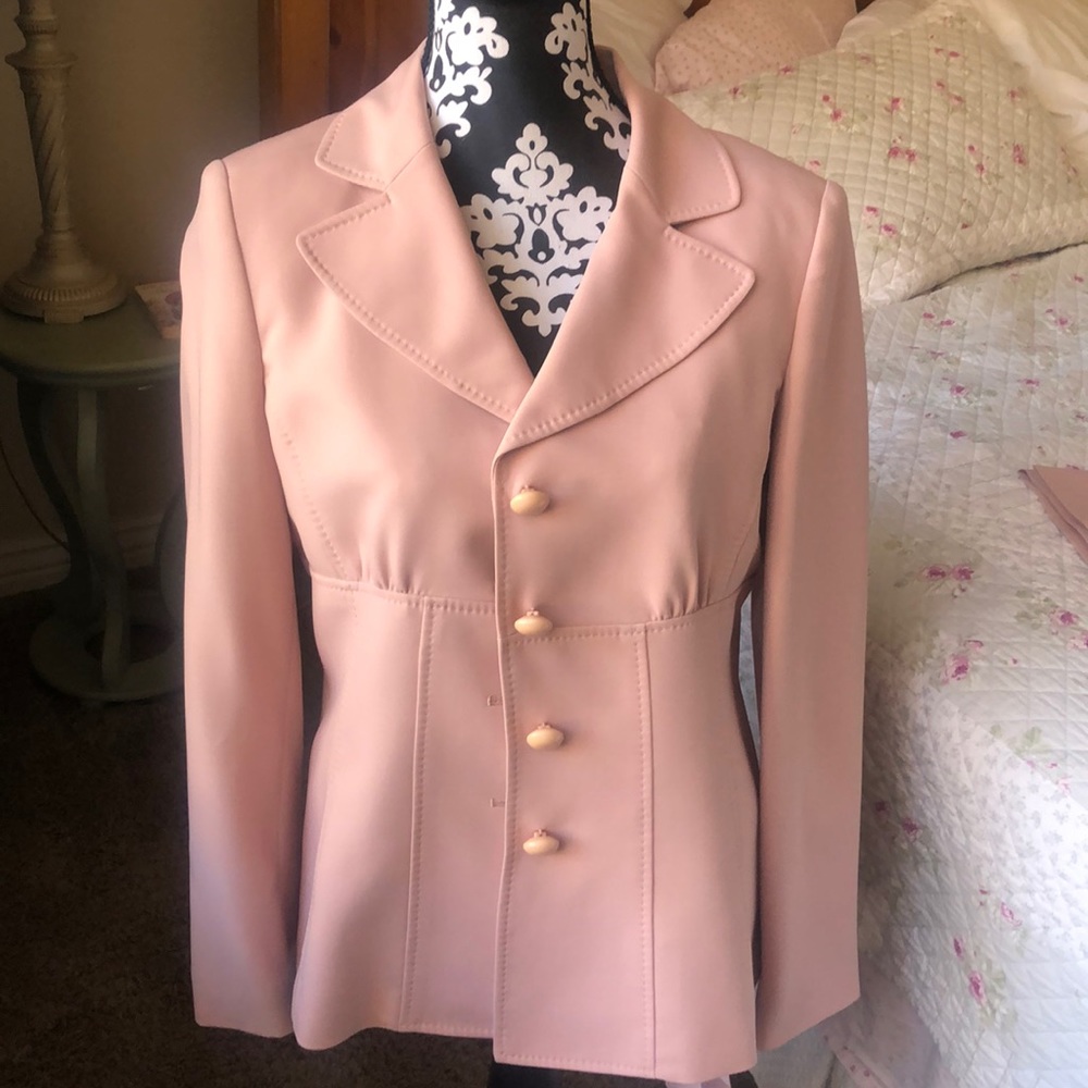 ANNE KLEIN suit